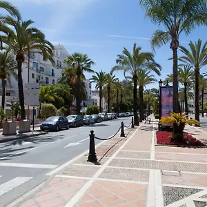  Apartamento Puerto Banus. Urb Jardines Del Puerto. For Up To 6 España